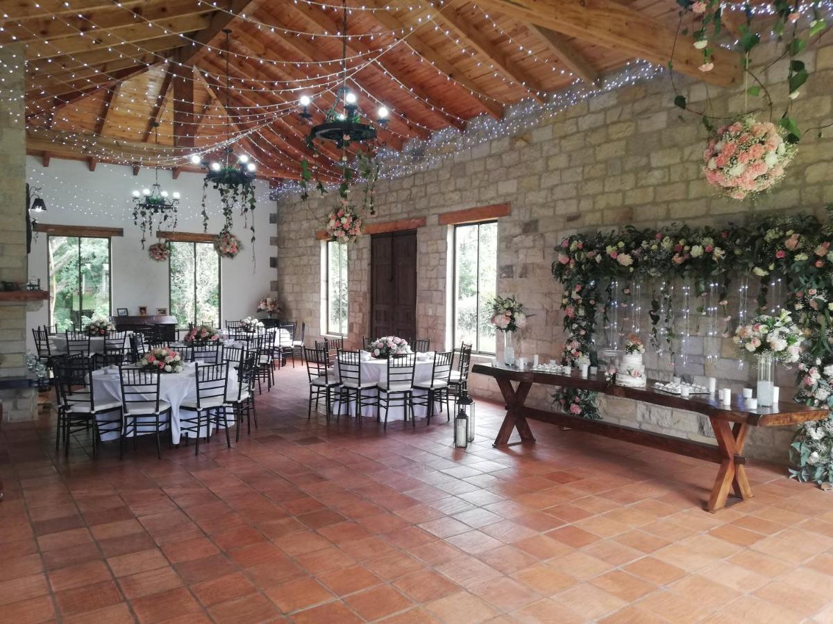 Hacienda Moncora, Un Lugar Hermoso Para Toda La Familia Y Los Amigos El Rosal Exterior photo